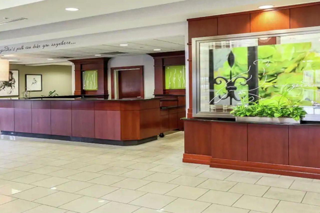 Hilton Garden Inn Addison Kültér fotó