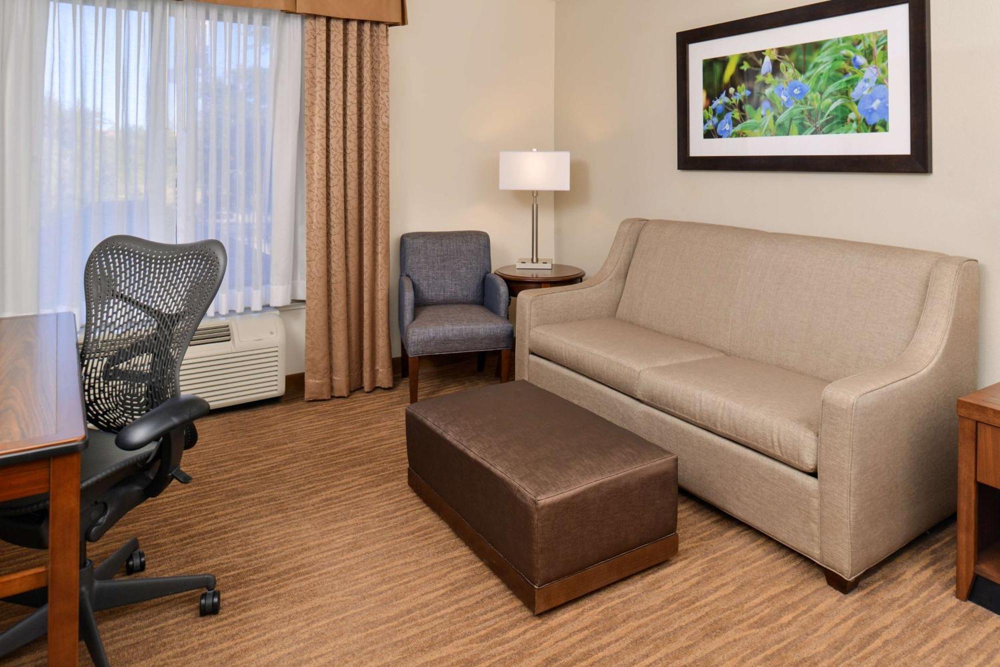 Hilton Garden Inn Addison Kültér fotó