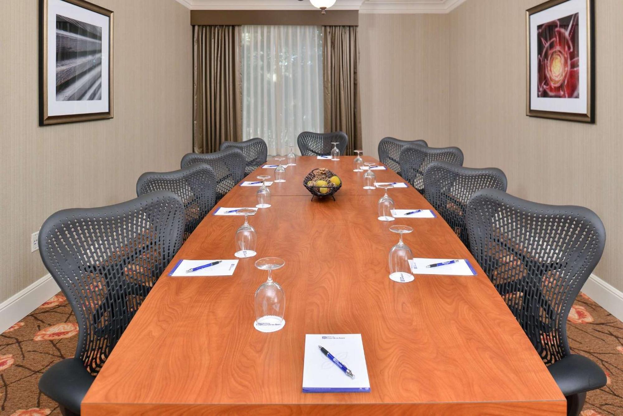 Hilton Garden Inn Addison Kültér fotó