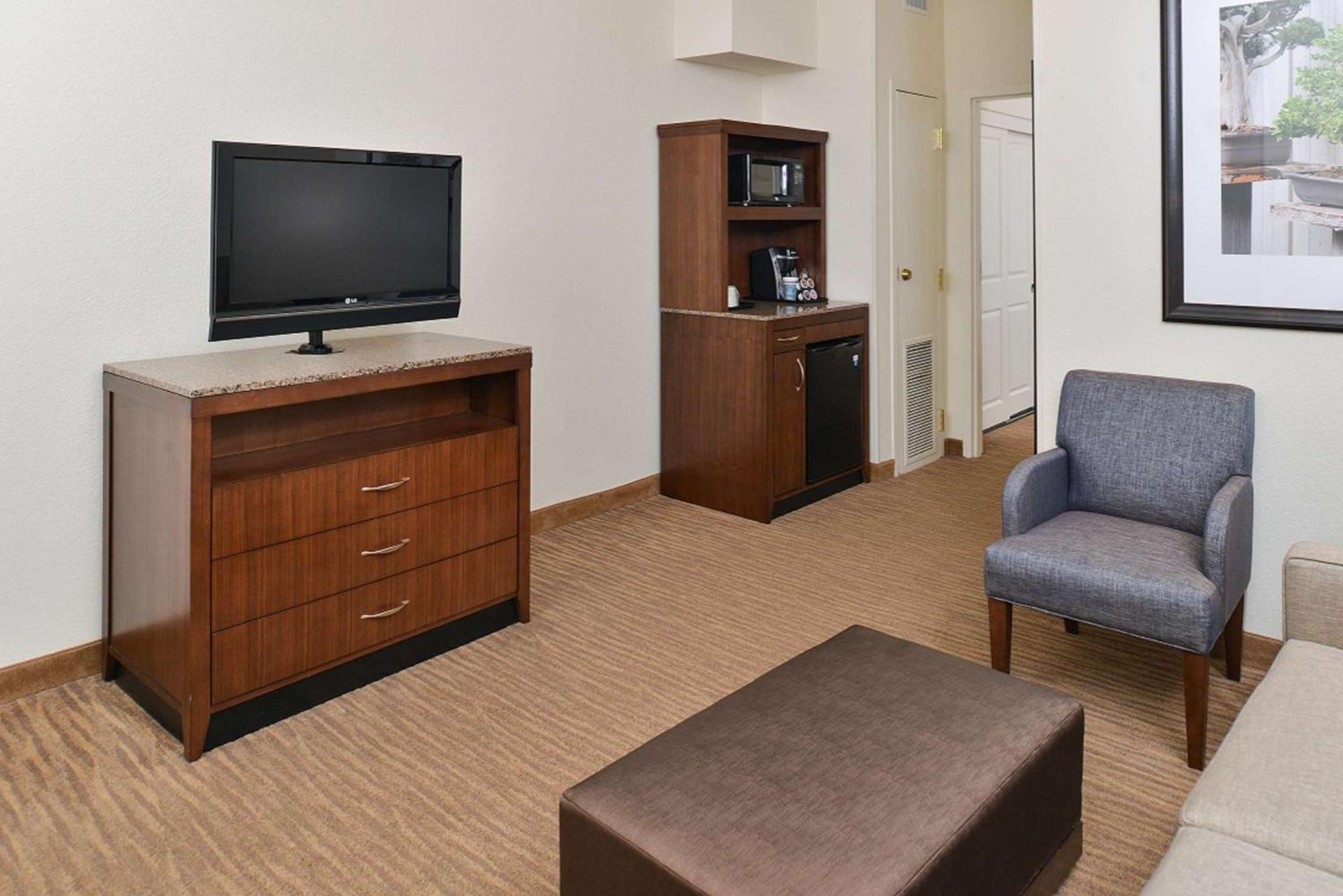 Hilton Garden Inn Addison Kültér fotó