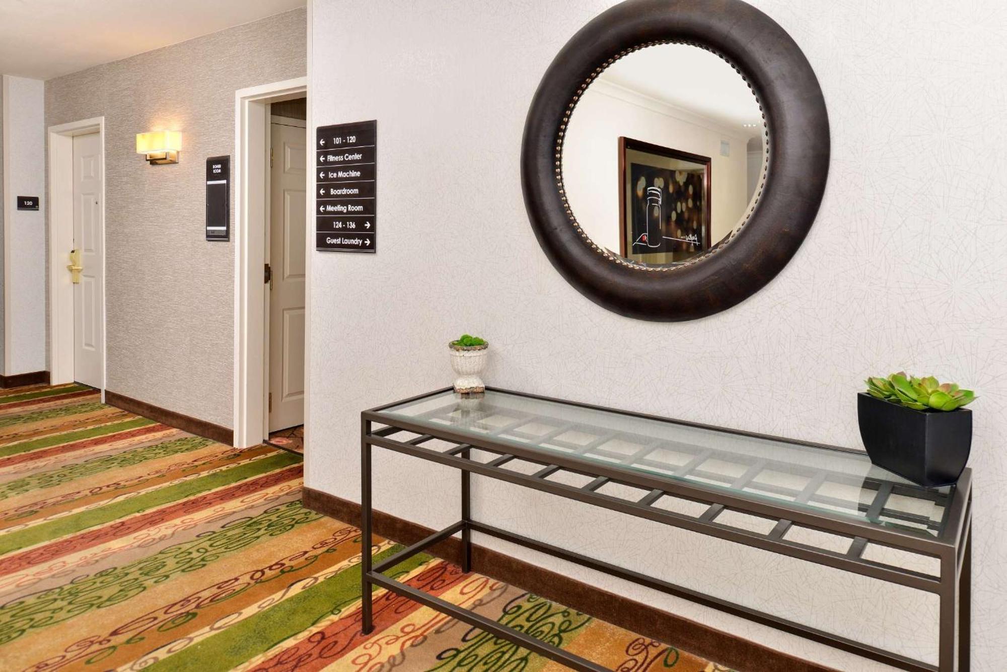 Hilton Garden Inn Addison Kültér fotó